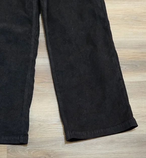 American Eagle Low Rise Wide Leg Dark Gray Corduroy Pants 2024 Size 8 - Picture 5 of 13